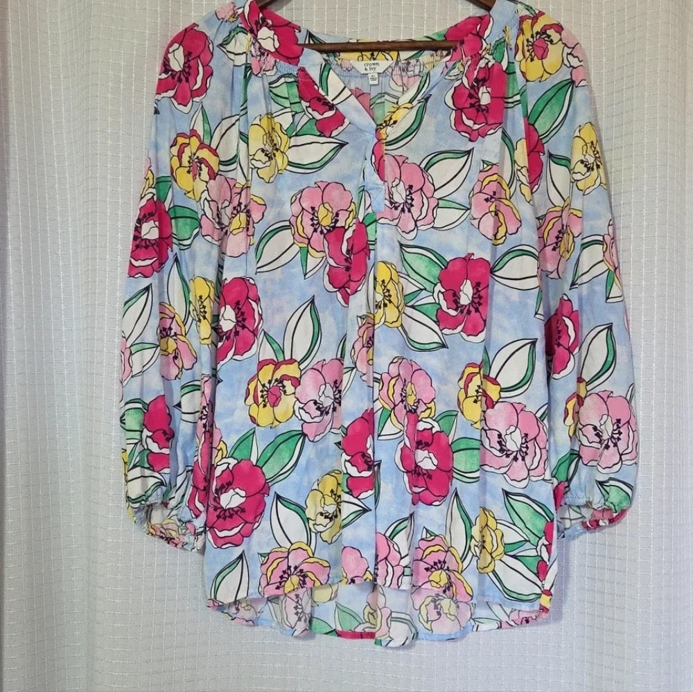 Crown & Ivy Floral Pullover XL Peasant BLouse With Smocking Detail - Picture 1 of 8